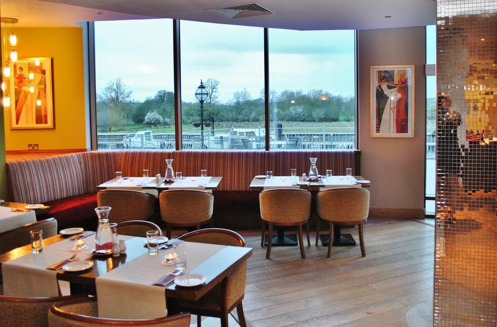 Leitrim Marina Hotel Carrick-on-Shannon Экстерьер фото