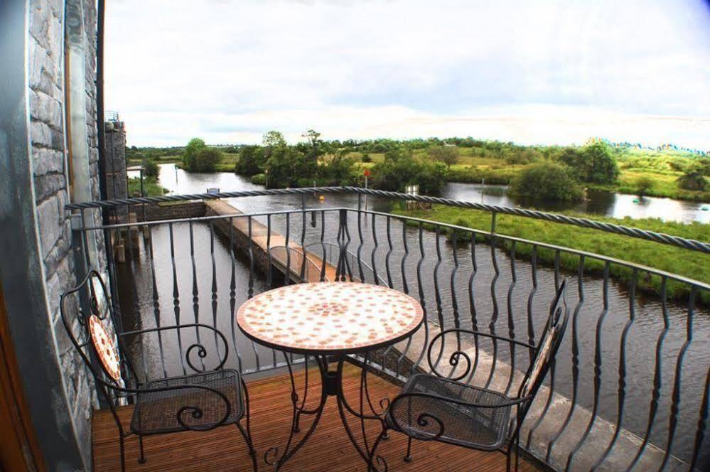 Leitrim Marina Hotel Carrick-on-Shannon Экстерьер фото